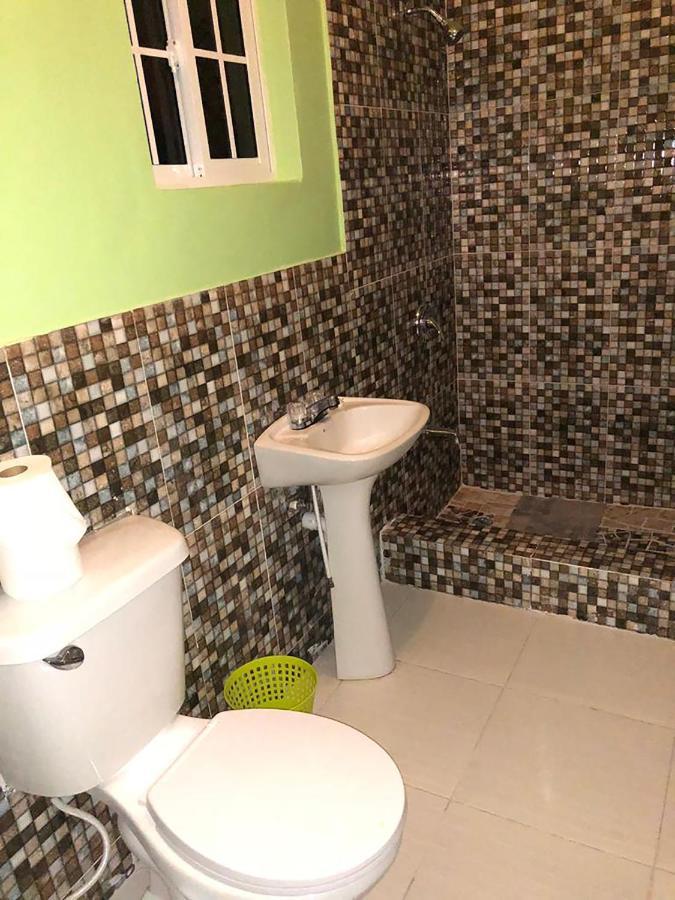 Scarlett Guest House Bull Bay Ngoại thất bức ảnh