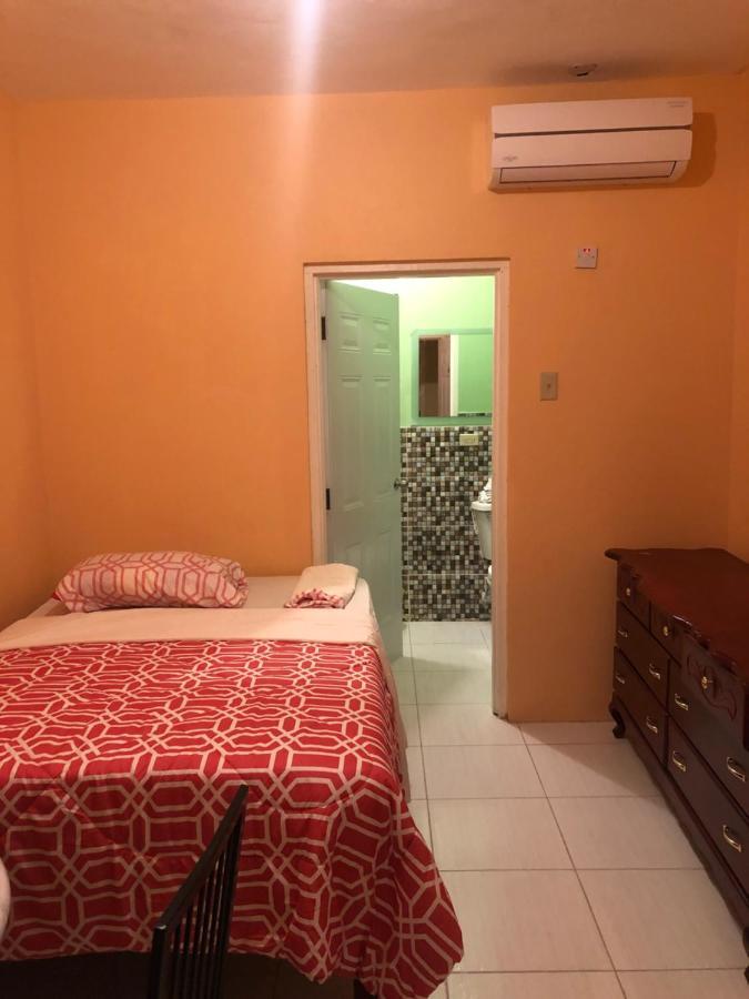 Scarlett Guest House Bull Bay Ngoại thất bức ảnh